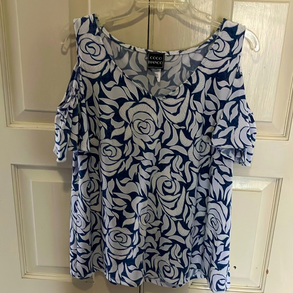 XL Coco Bianca blue and white top